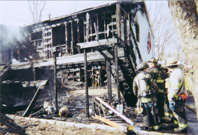 Lynwood Rd Structure Fire in 2004