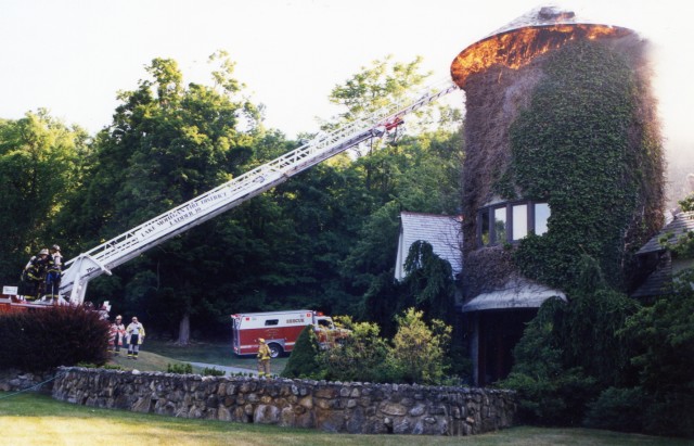 Mutual Aid To Continental Village in June, 1999 On
South Mountain Pass For Structure Fire 