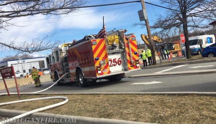 Engine 256 Operates At Natural Gas Leak at Westbrook Dr/Rt 6 On 2/26/18