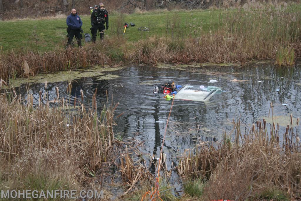 Yorktown FD's Dive Team Assisting at Water Rescue Incident in Nov, 2020