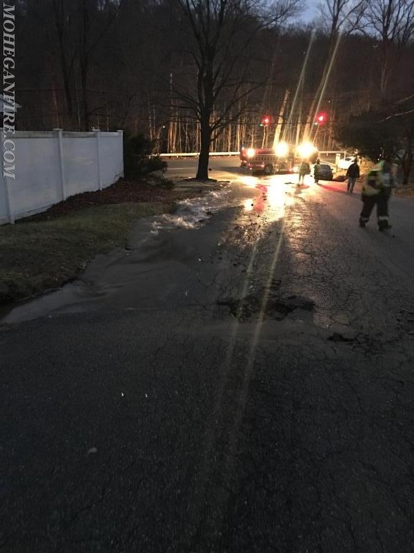 Engine 257 Operates at Water Main Break on School St 1/18/17