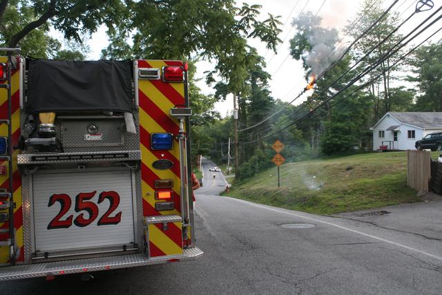 Wires Burning On Lexington Ave Thurs. 7/18/13