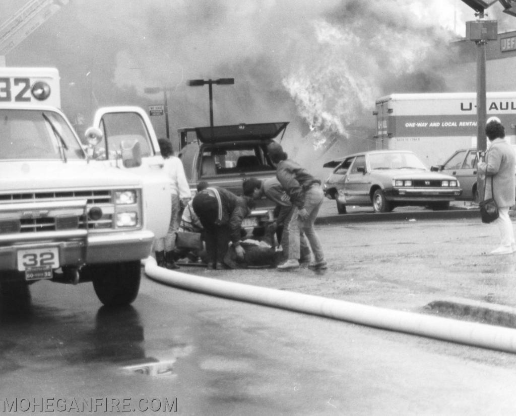 Jefferson Valley Service Station Structure Fire 