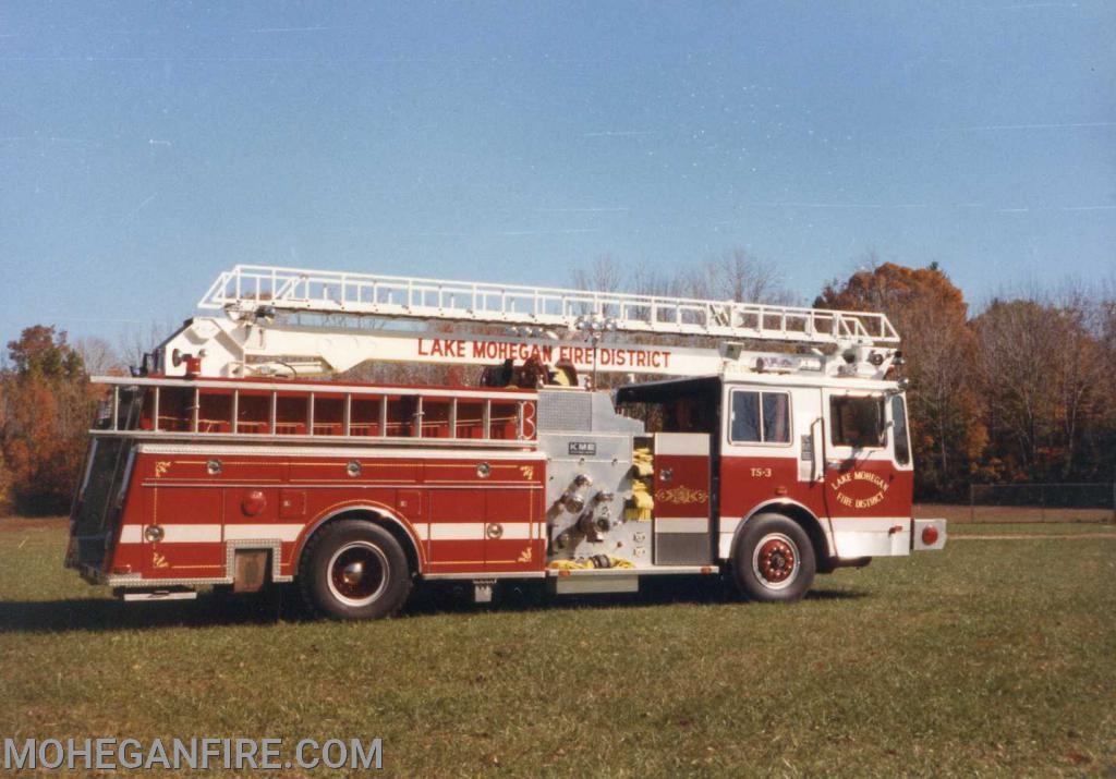 TS-3 later to become Engine 250 a 1988 KME 55ft Telesquirt brand new 